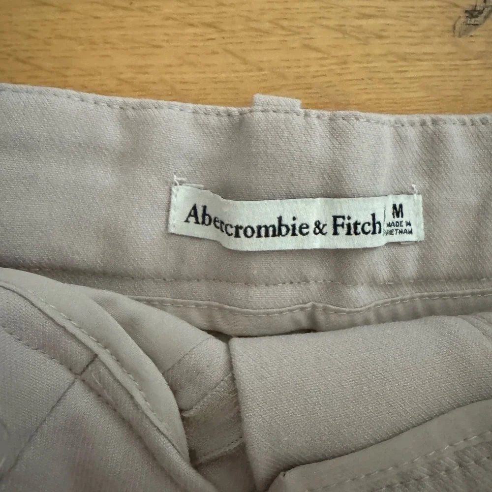 Abercrombie & Fitch Cream Skirt - Picture 7 of 8